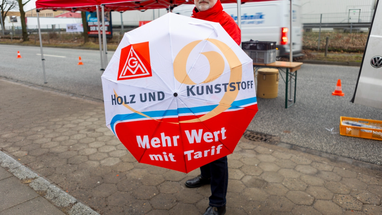 Warnstreik HVI bei Steinway & Sons am 2.2.2024