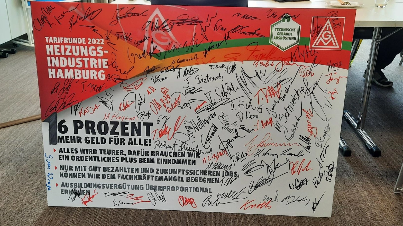 Unterschriftensammlung Tarifrunde Heizungsindustrie Hamburg 2022