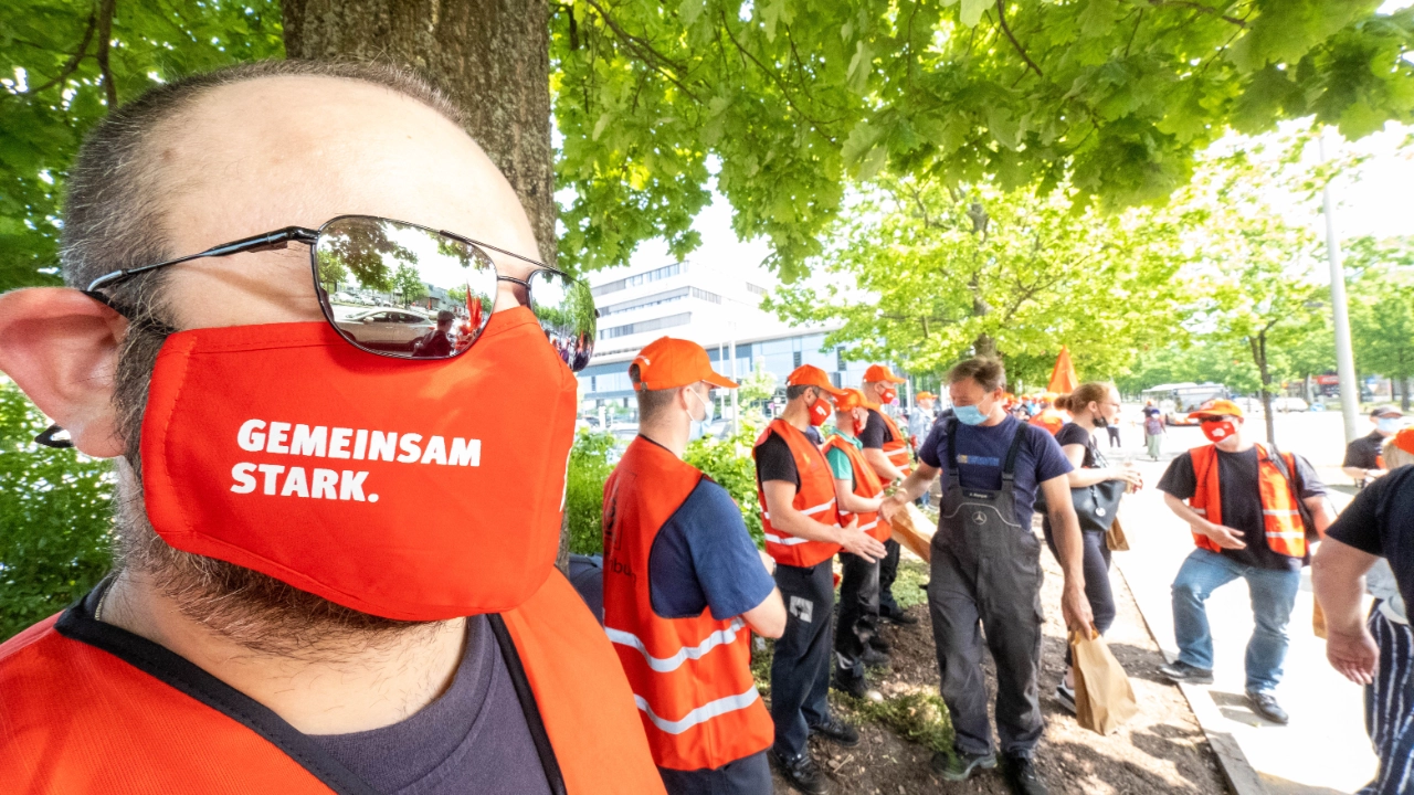 Warnstreik Mercedes + BMW FED Kfz-Tarifrunde 2021