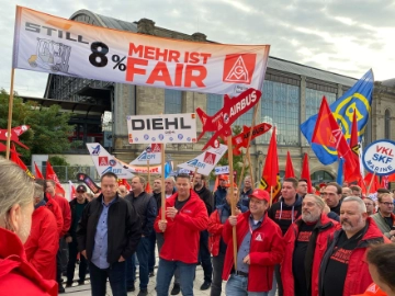 Kein Angebot der Arbeitgeber - Tarifverhandlungen für die Metall- und Elektroindustrie stocken