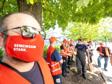 Mit Power in die Kfz-Tarifrunde