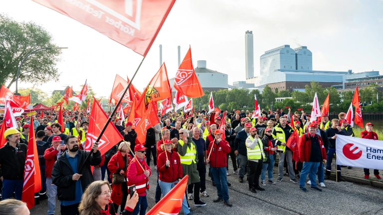 Warnstreikaktion Tarifgemeinschaft Energie und Mobilität